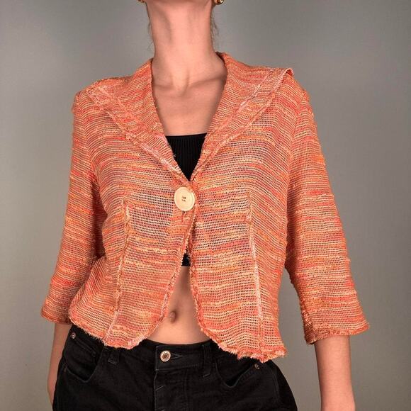 Sheer knitted three quarter sleeve big button cardigan - size 6 Canvasbacks - Picture 4 of 8